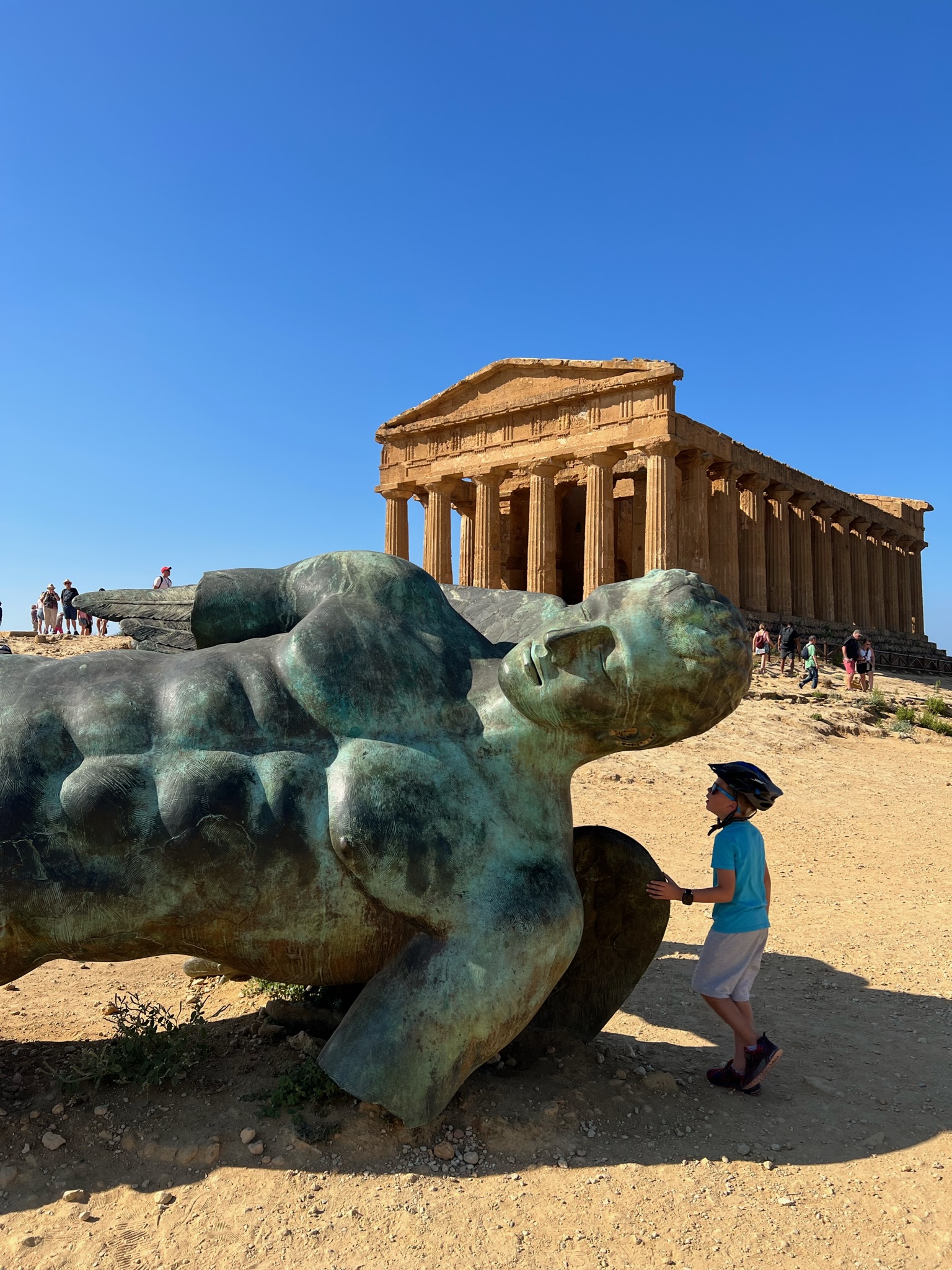 Ancient Wonders and Coastal Calm: A Day in Agrigento 🇮🇹