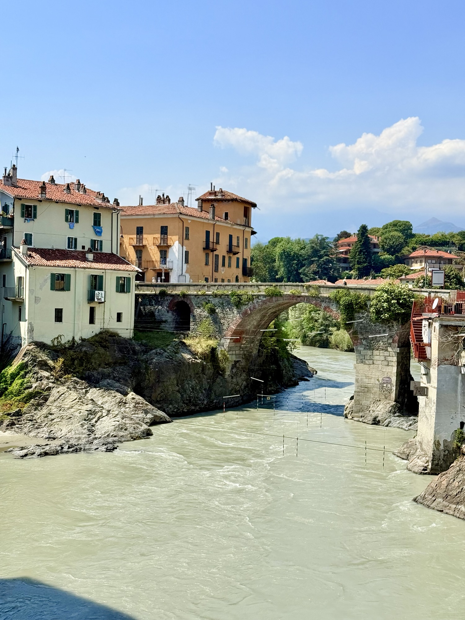 Day 8 – From La Spezia to Ivrea & Onward to Rest 🇮🇹