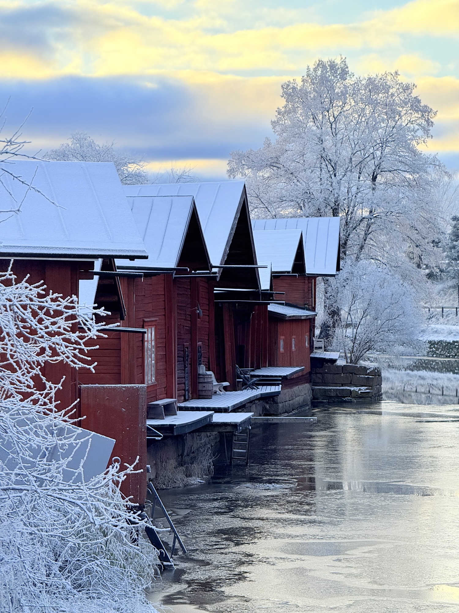 Day 8 – Across the Baltic to Finland: From Tallinn’s Towers to Helsinki’s Winter Glow 🇪🇪🇫🇮