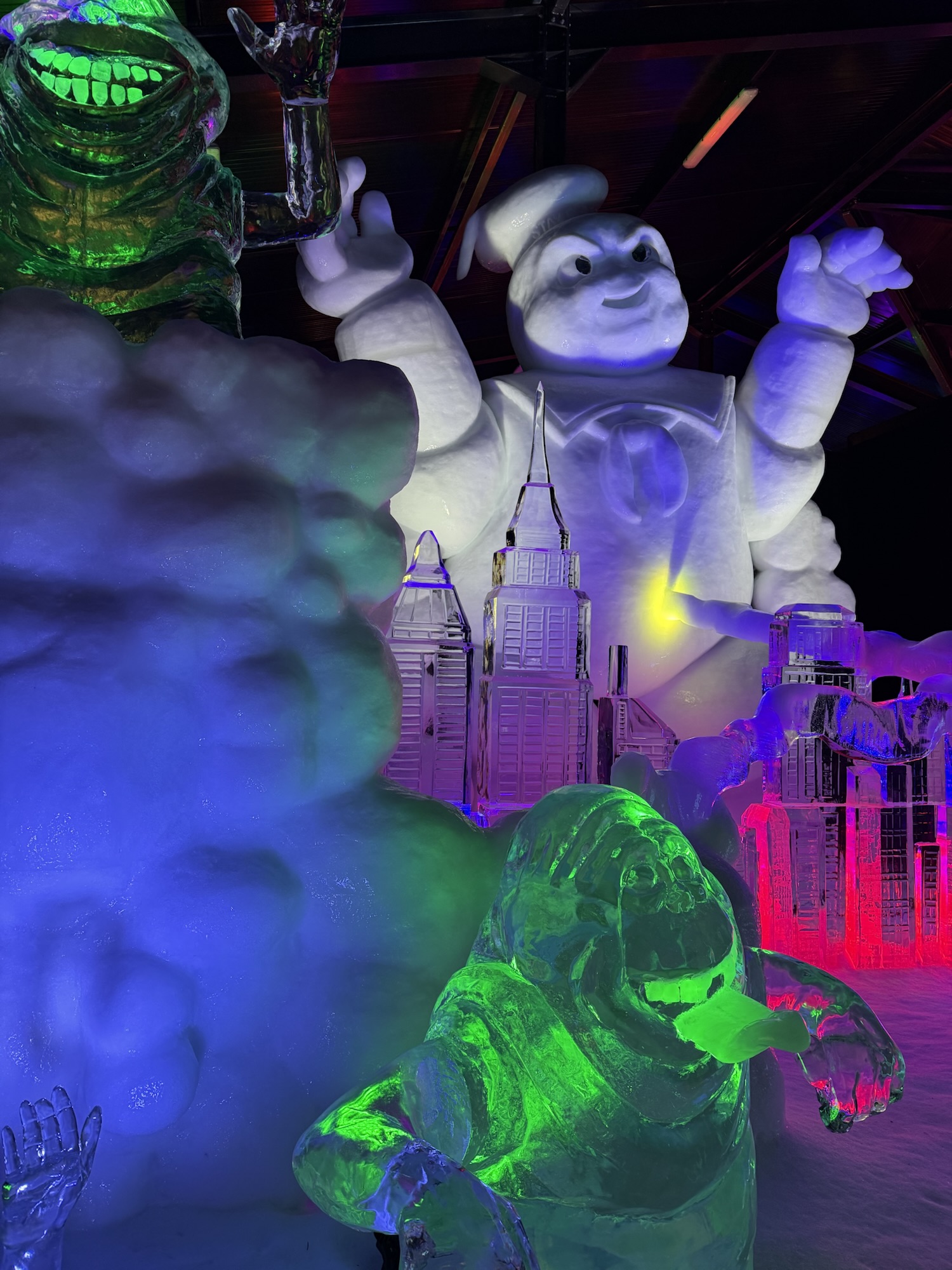 IJsbeelden Ice Festival and an Amsterdam Check-In 🇳🇱